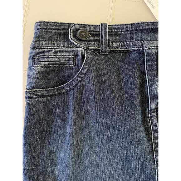 Tommy Hilfiger Straight Denim Jean Skirt New with Tag size 6 - Picture 5 of 11